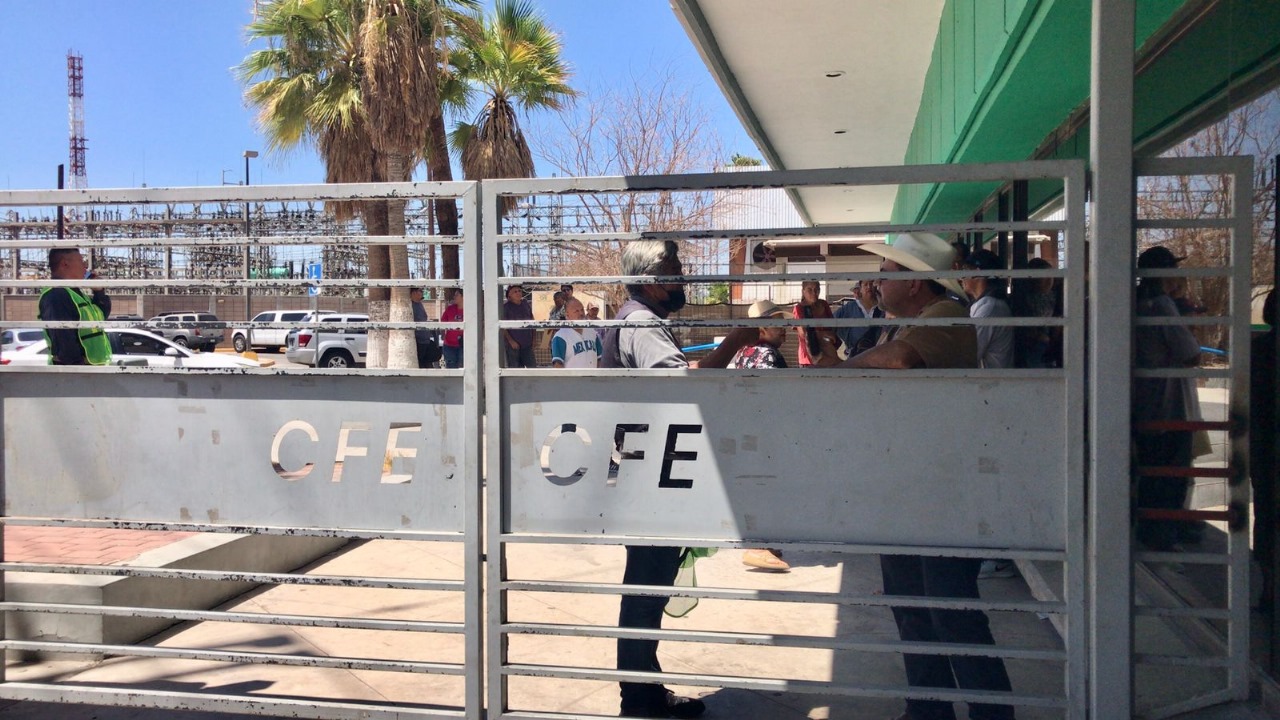 Manifestaciones y bloqueos en CFE por recibos locos: Mexicali