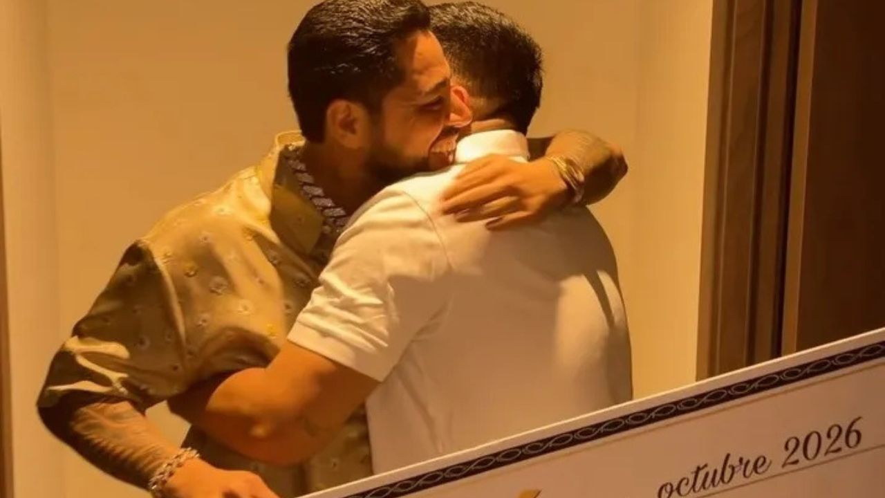 Eduin Caz regala un millón de pesos a Ese Pérez tras su cuarto lugar en LCDLFM