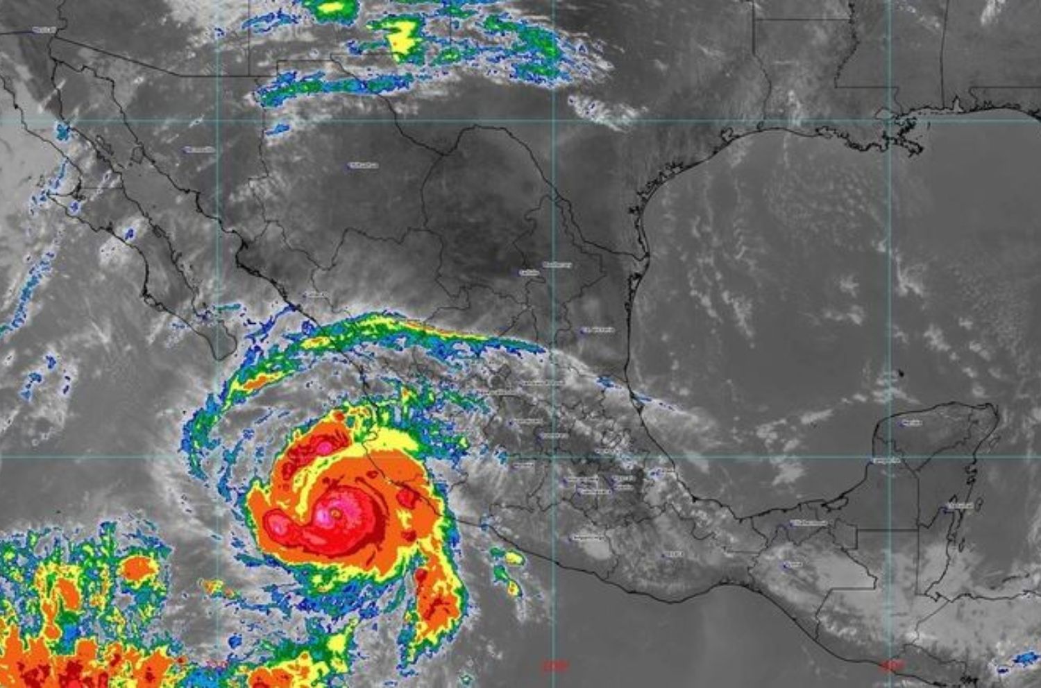 Huracán Roslyn categoría 4, tocará tierra con Nayarit y Jalisco