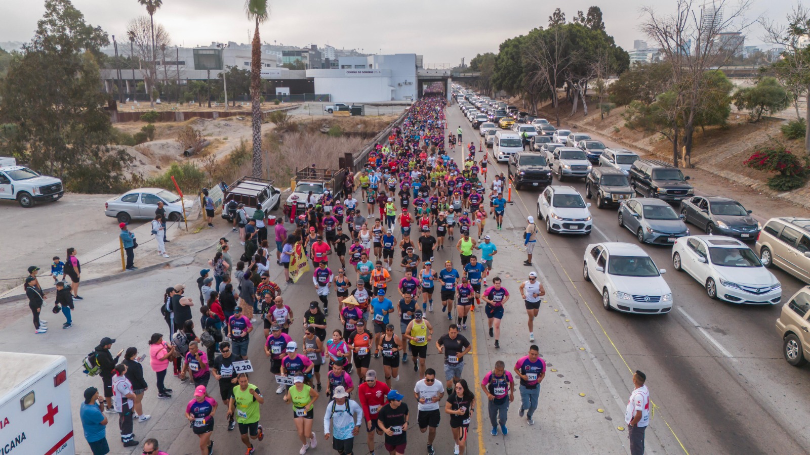 Se lleva a cabo Medio Maratón Internacional en Tijuana