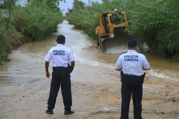 Recomienda Protección civil no cruzar arroyos: San José del Cabo