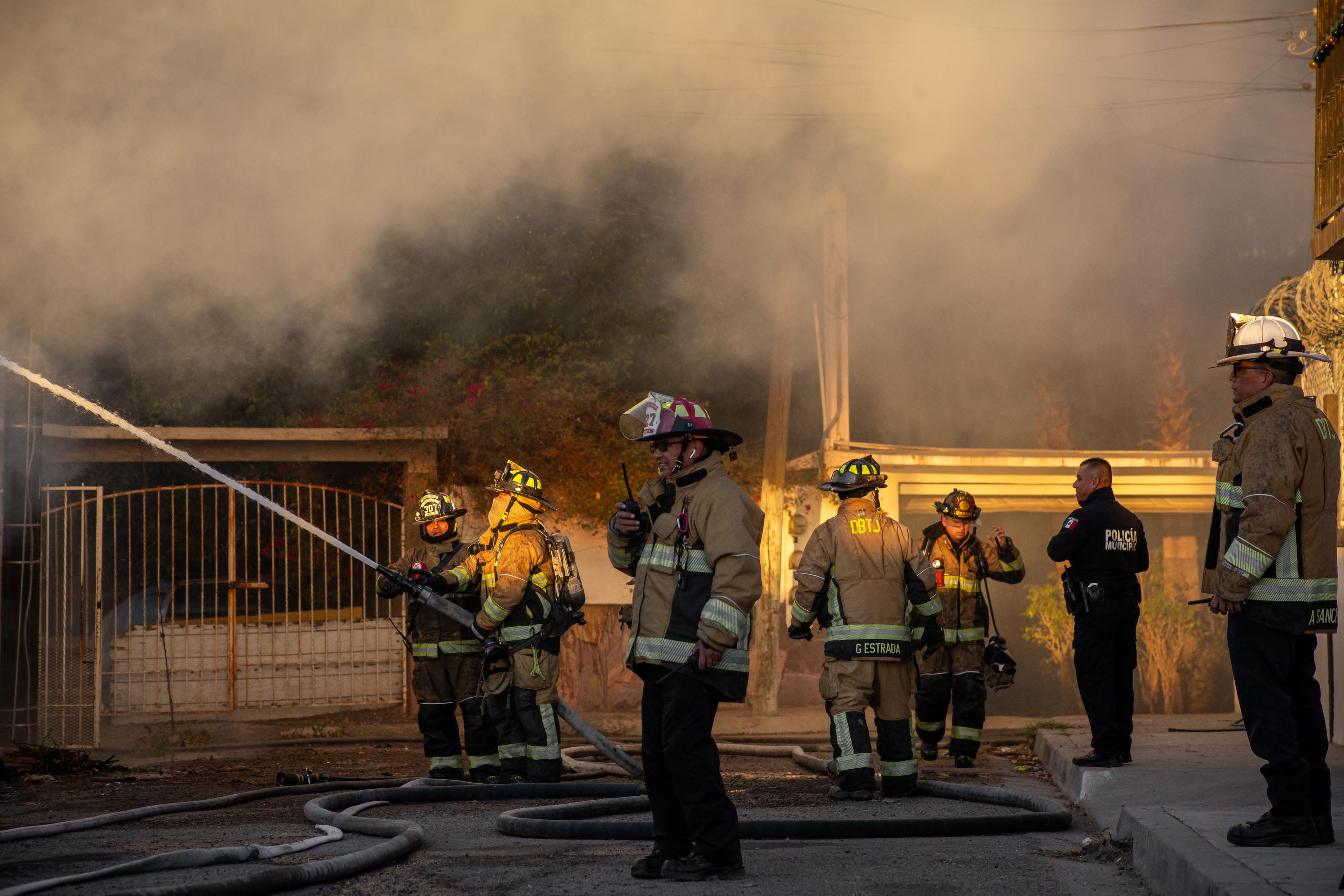 Se incendia casa abandonada en Los Álamos