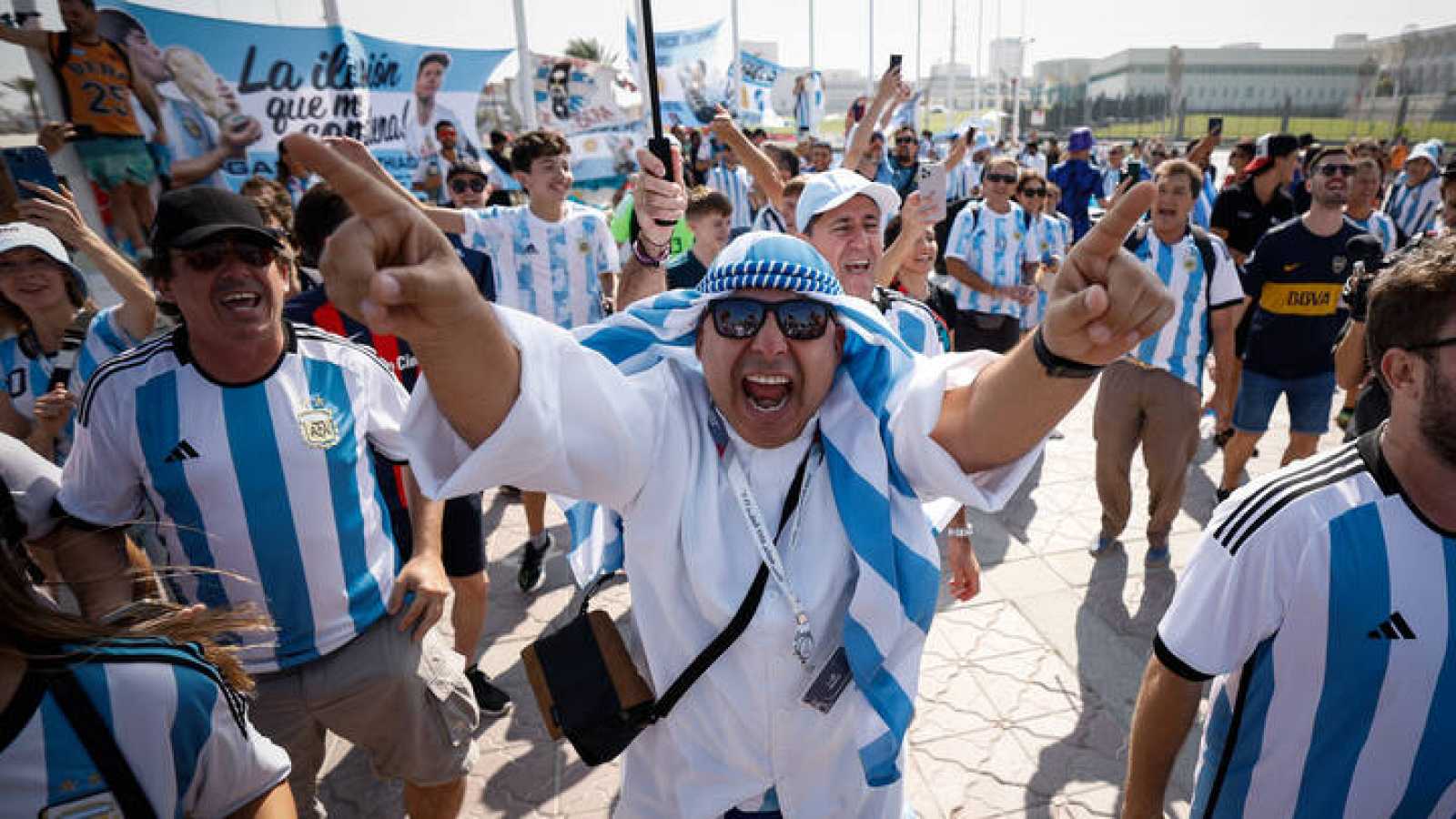 [VIDEO] Los aficionados del equipo de Argentina están eufóricos