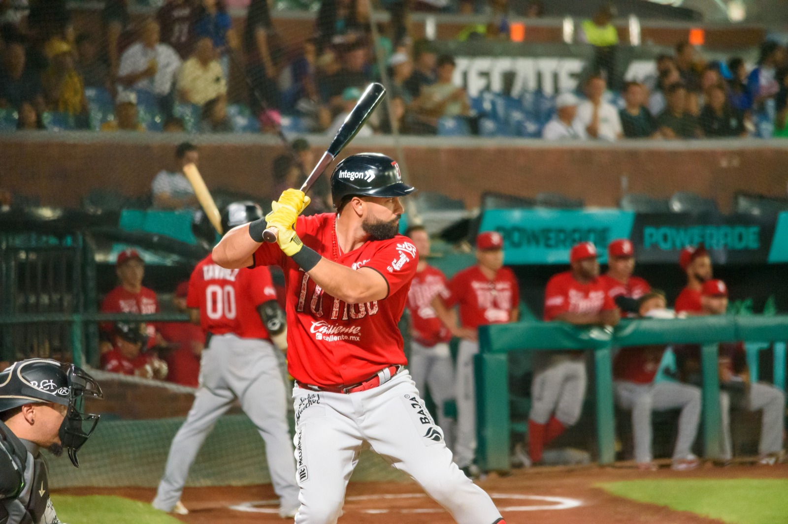 Toros cayeron en apertura serie ante Saraperos