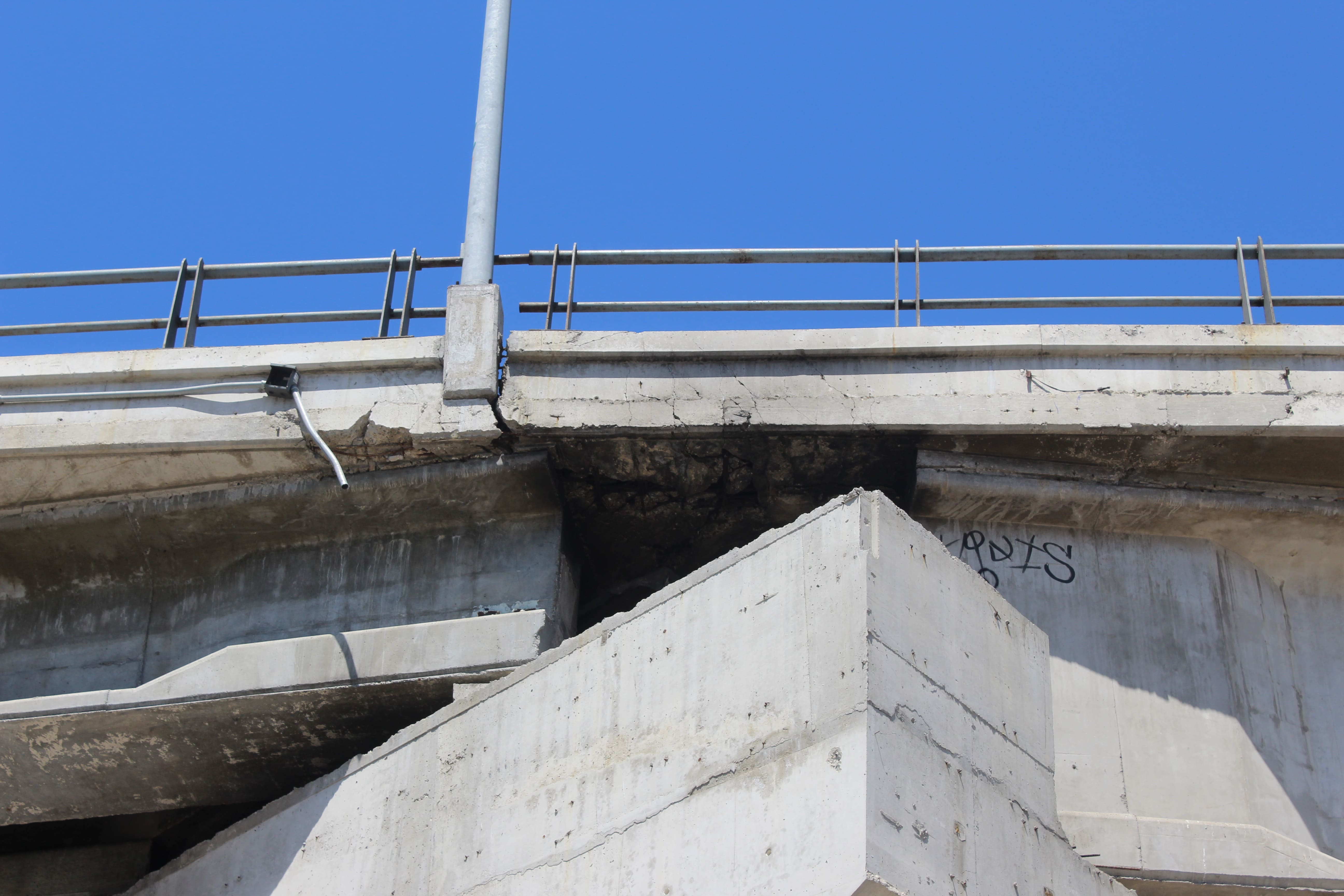 En deterioro: Puente Chaparral