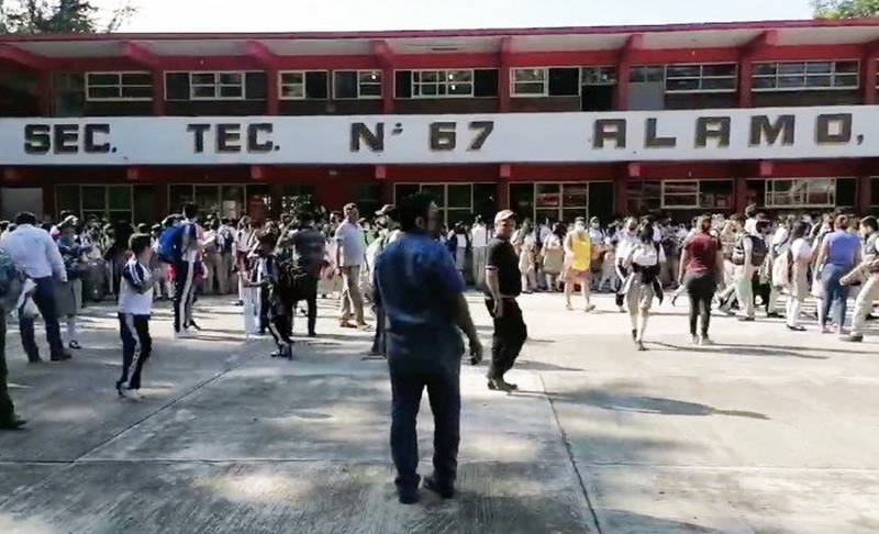 ¡Otra intoxicación masiva! 36 alumnos de secundaria fueron hospitalizados