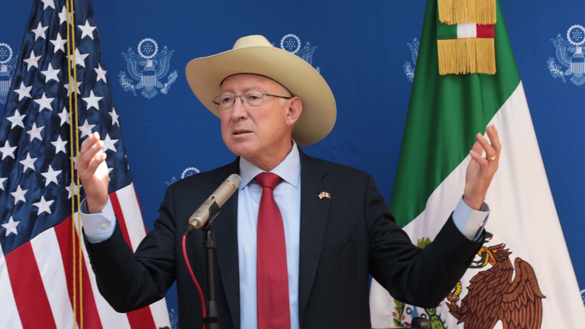 “Elección directa de jueces representa un riesgo a la democracia en México”: Ken Salazar