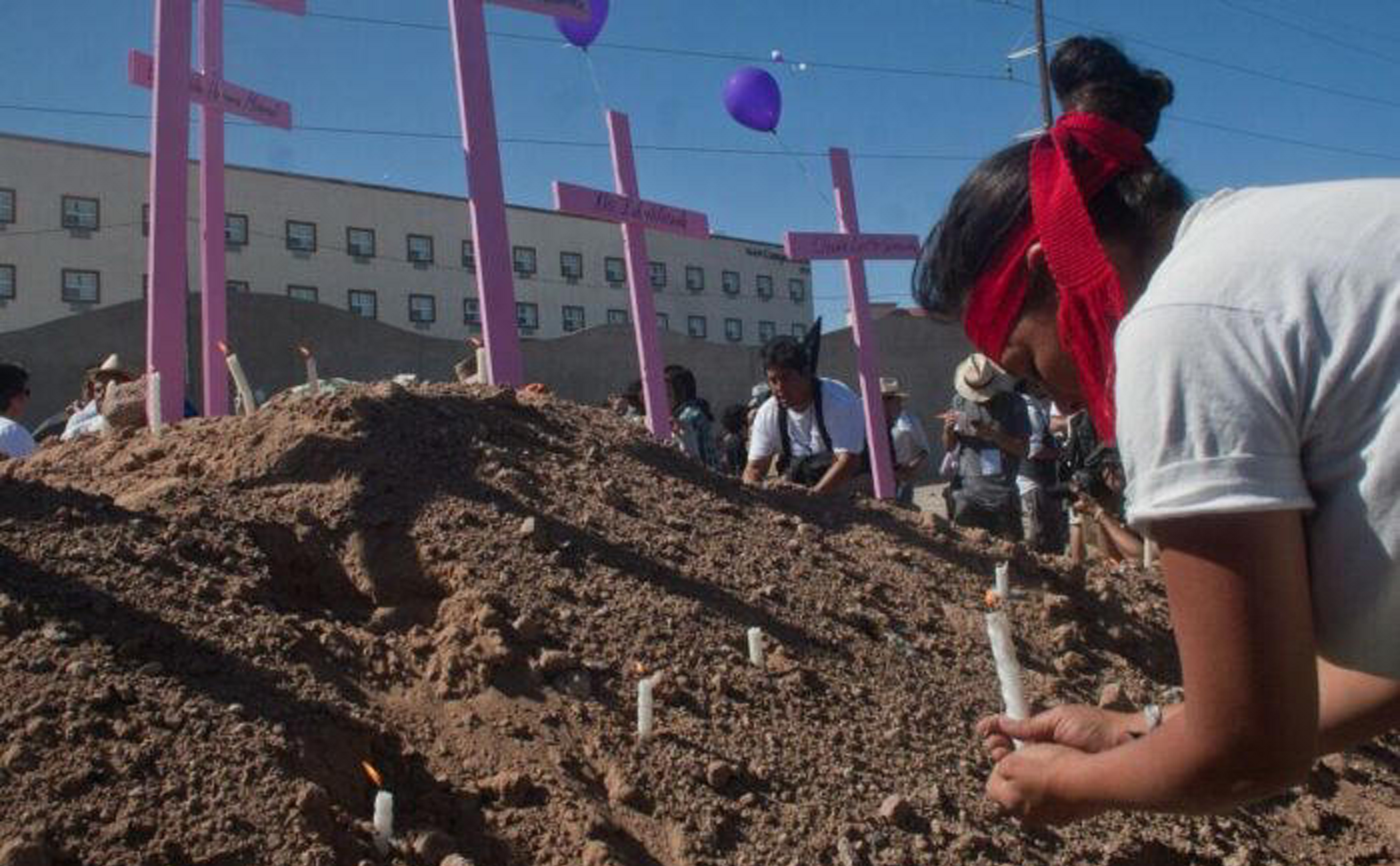 Honran a mujeres asesinadas en Ciudad Juárez