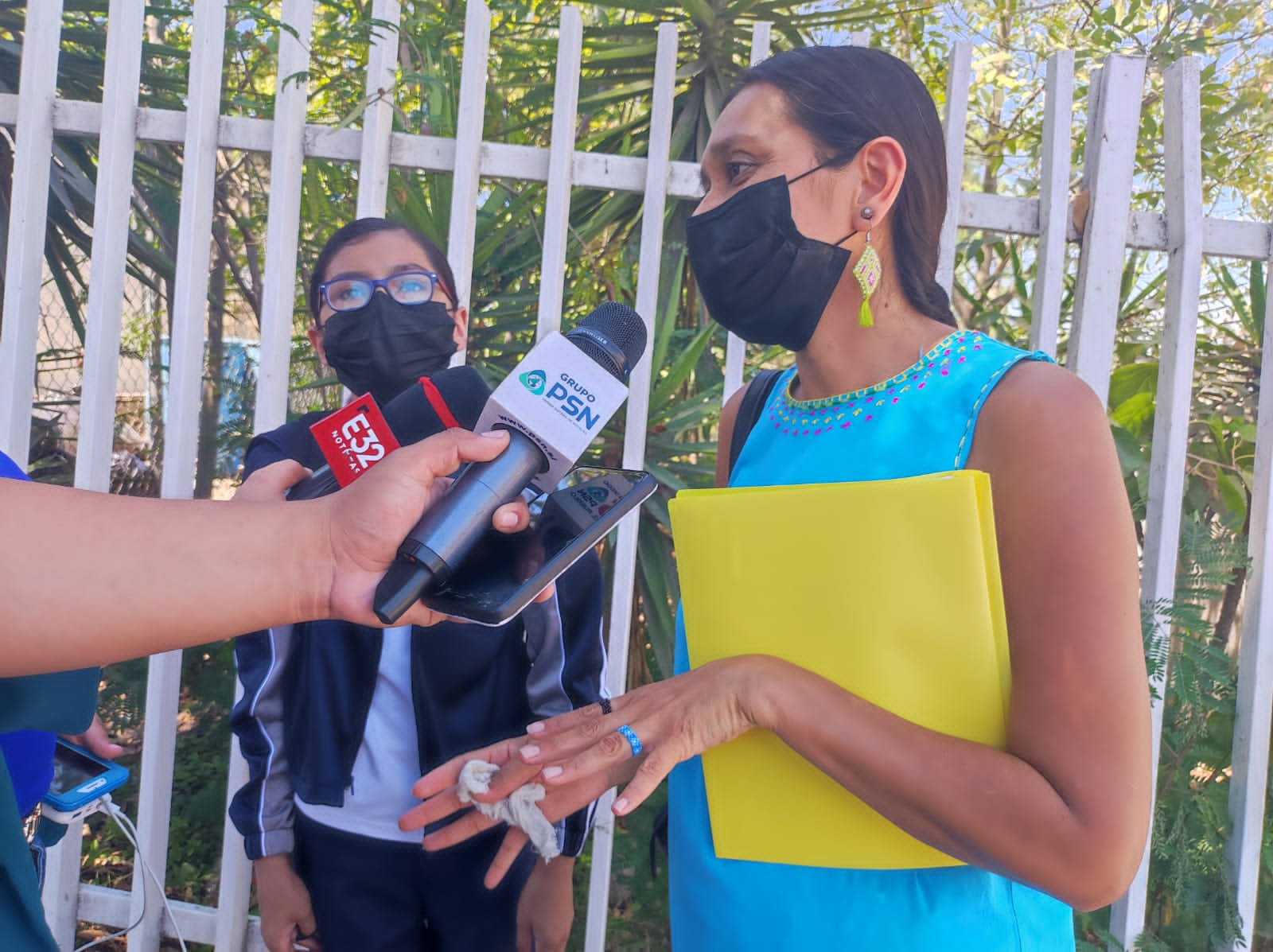 Podrá asistir a sus clases sin tener que cortarse el cabello