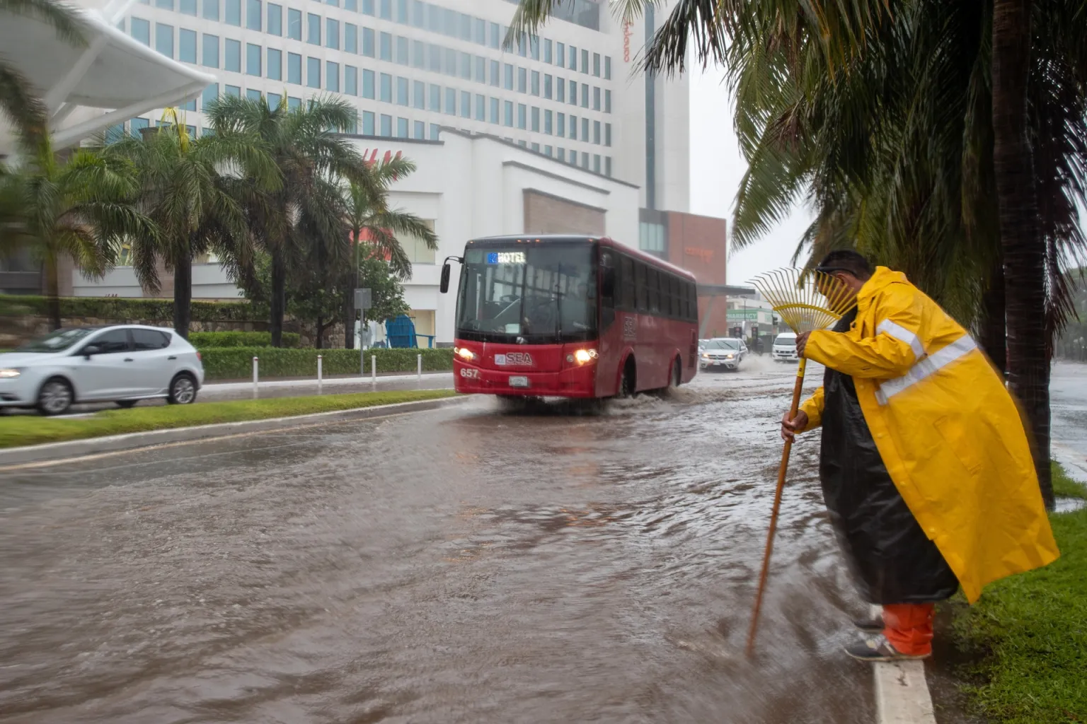 Pronostican lluvias intensas en seis estados por frente frío