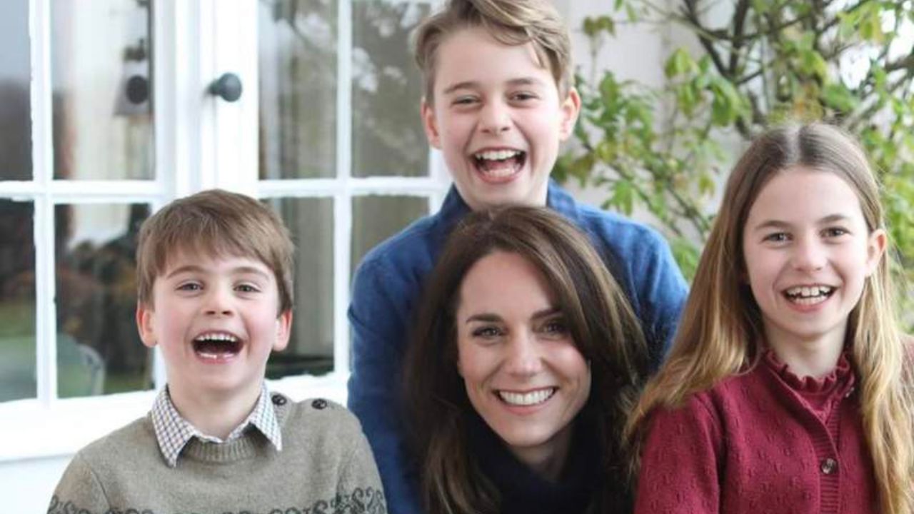 Reaparece Kate Middleton con tierna foto