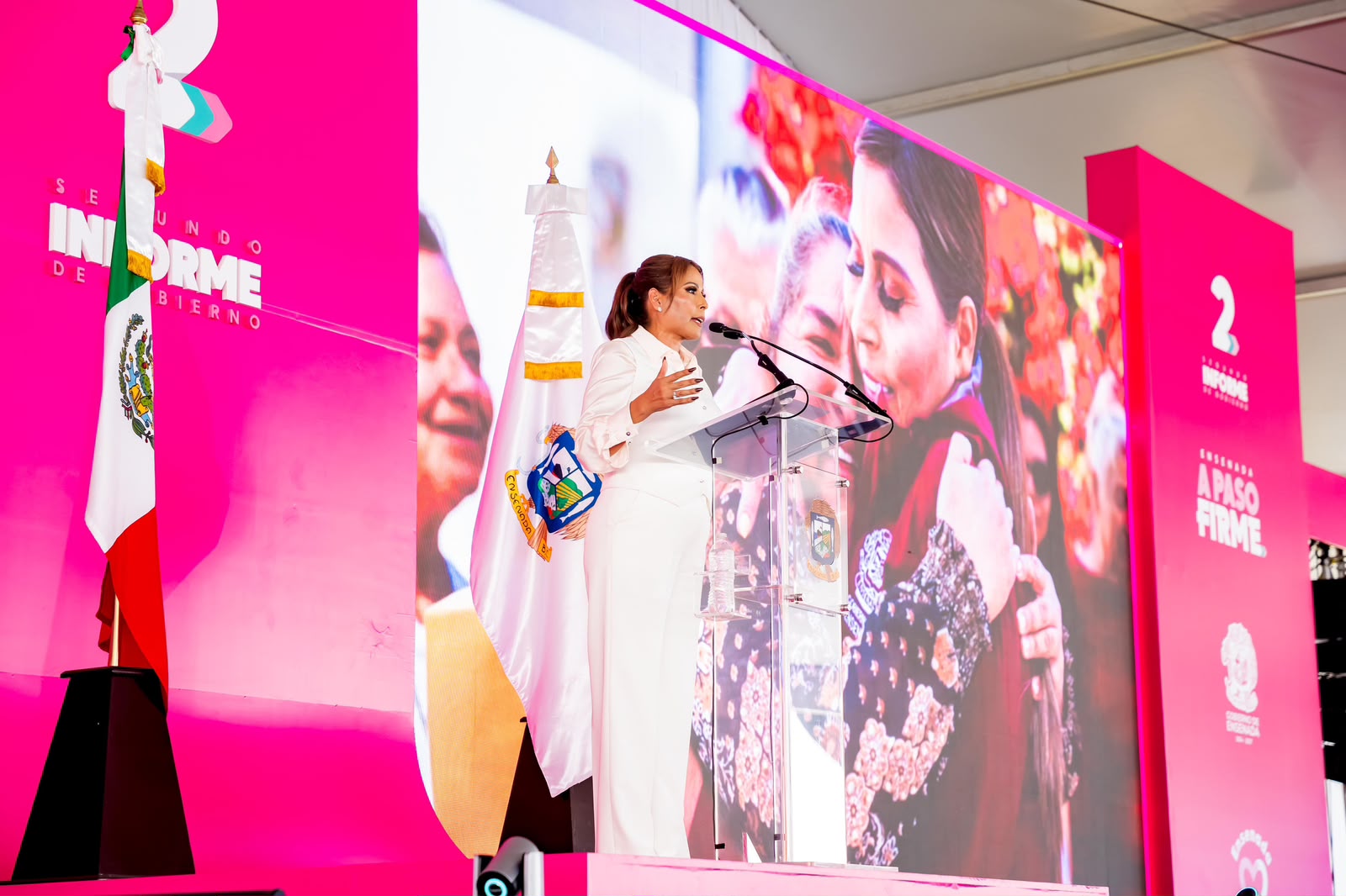 Que siga siendo tiempo de mujeres, destaca Agatón en segundo informe