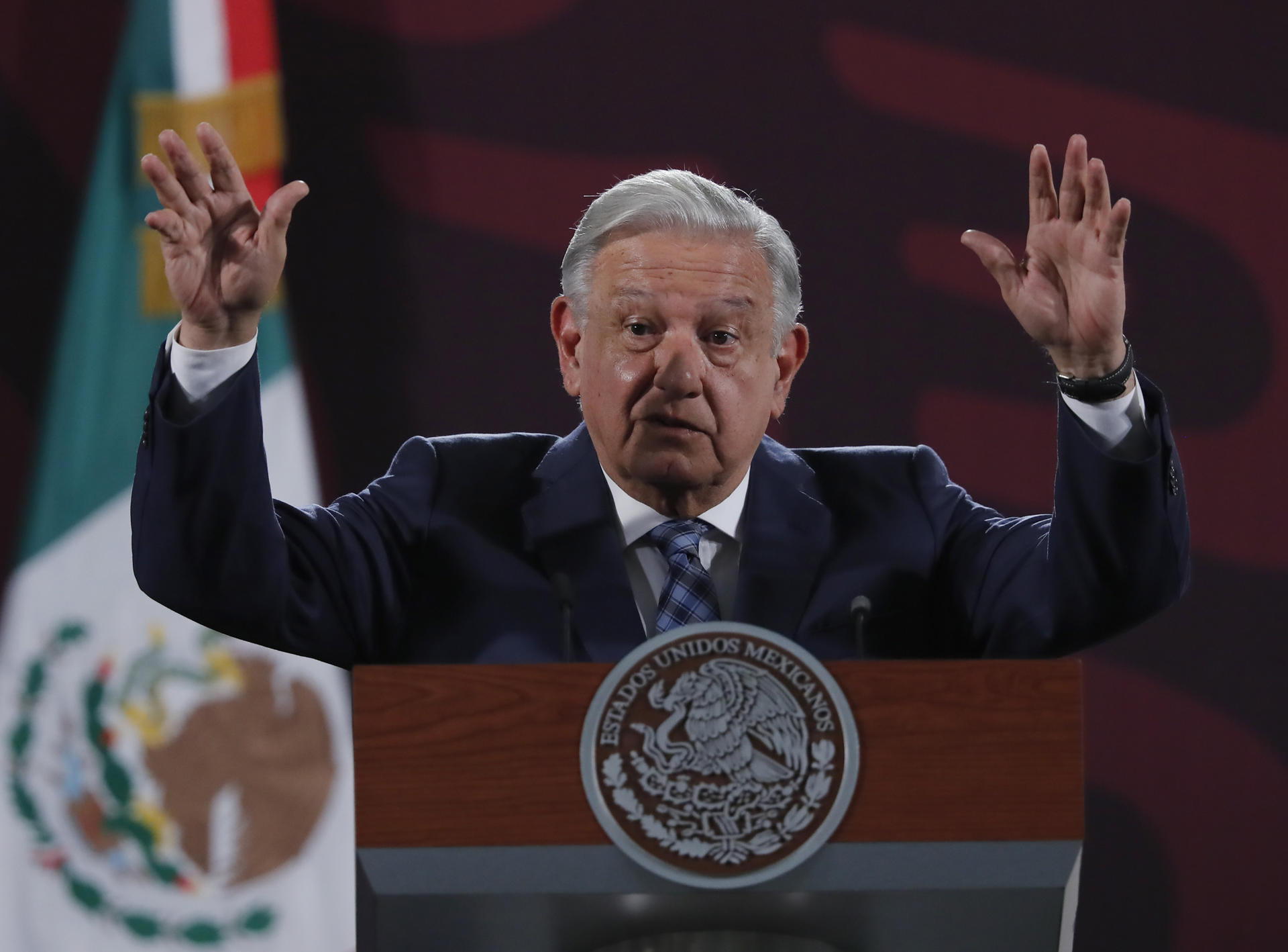 Niega AMLO endurecimiento de políticas migratorias