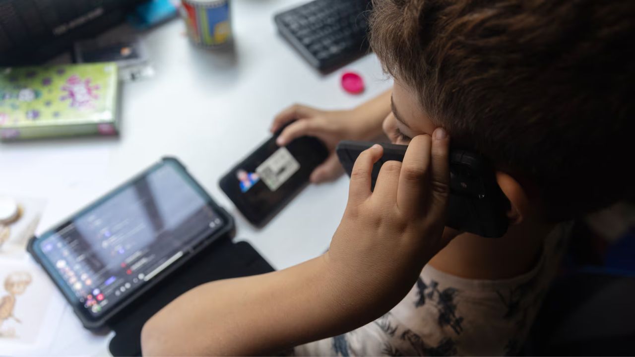 Aumentan casos de ansiedad por desenganche digital en menores de Tijuana