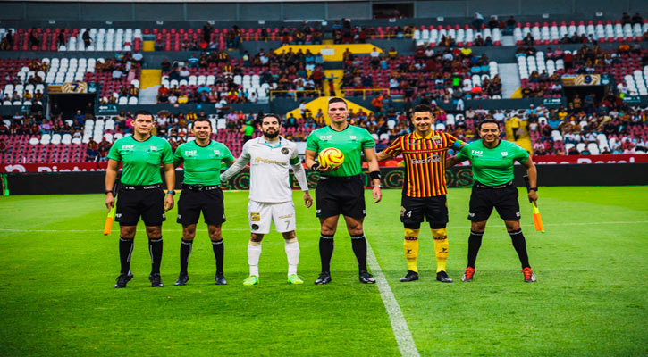 Club Atlético La Paz busca ventaja ante Leones Negros en las semifinales del Clausura 2024