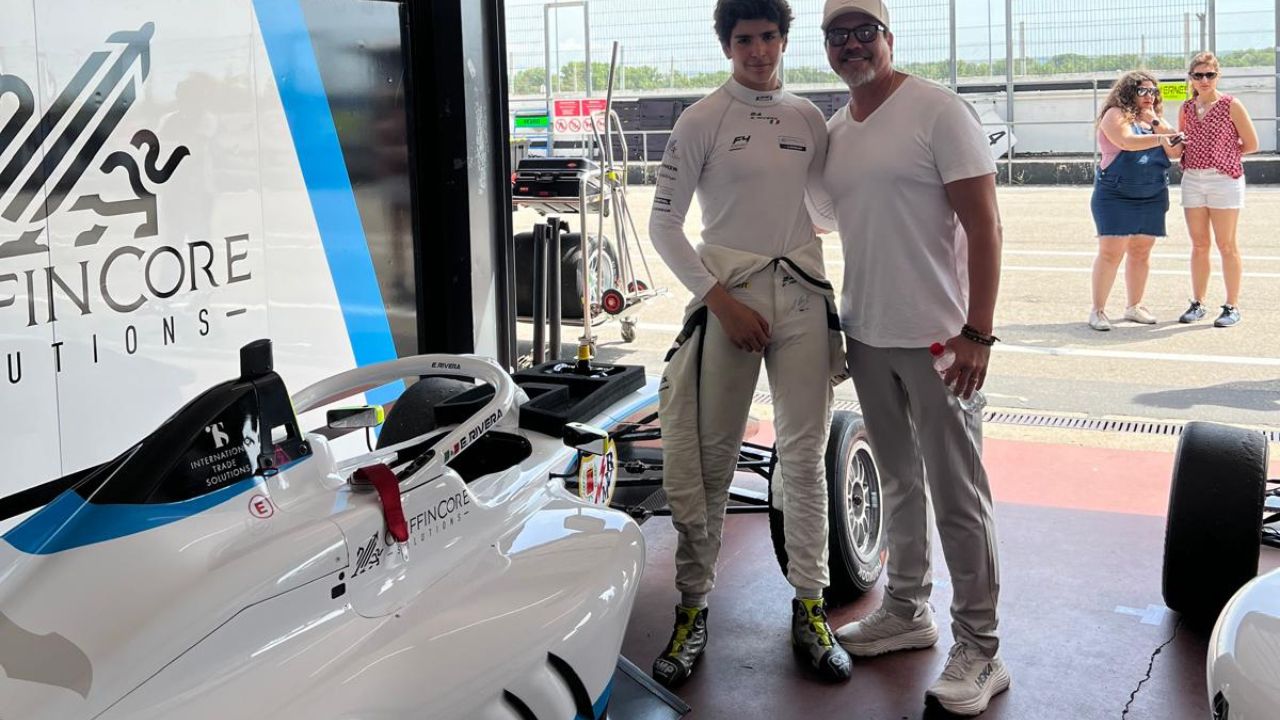 Mexicano Ernesto Rivera logra podio en F4 Spain