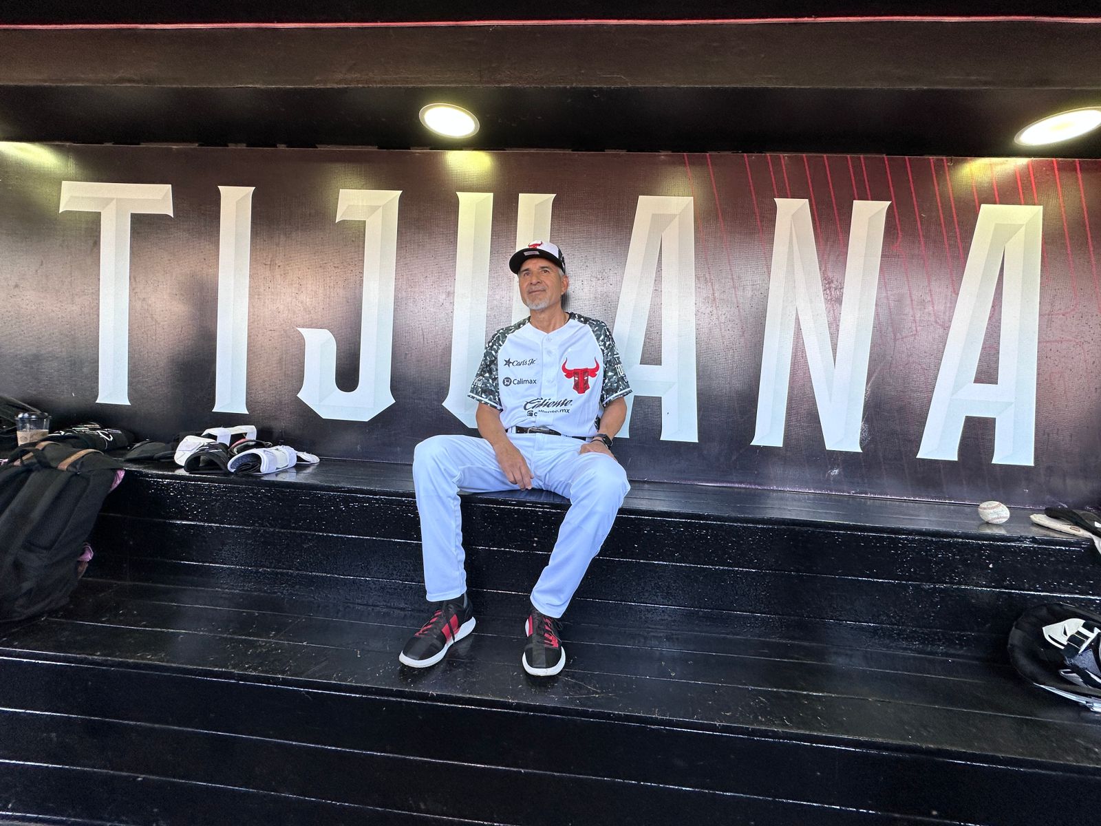 “Estoy preparado y tengo experiencia”: Dan Firova, manejador de Toros de Tijuana