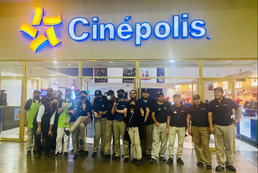 Cierra Cinepolis Plaza Americana Otay