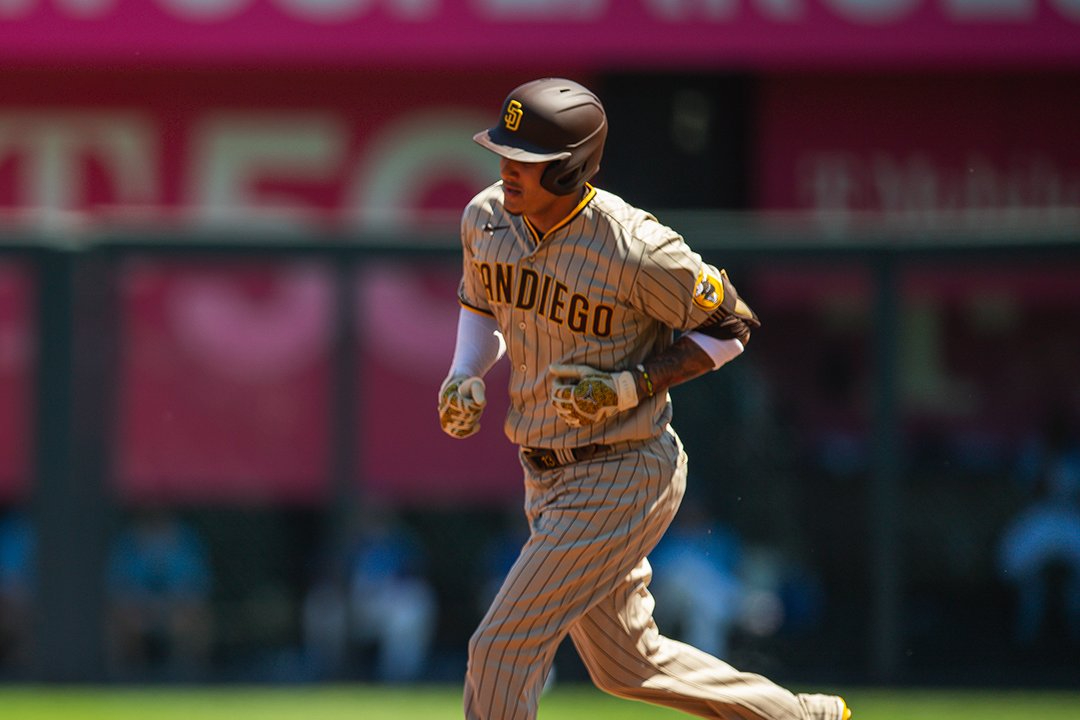 Juan Soto también conectó un cuadrangular pero no fue suficiente para los Padres. (Foto: Twitter @Padres)