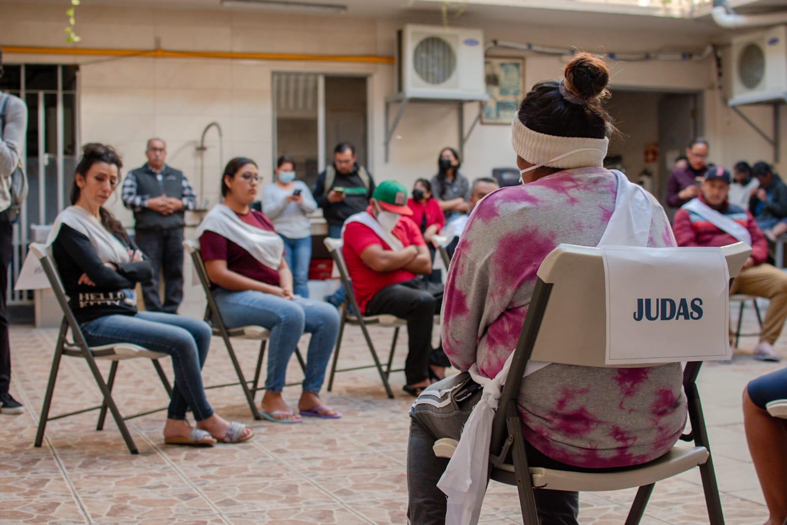 Ceremonia de lavado de pies en Casa del Migrante Tijuana