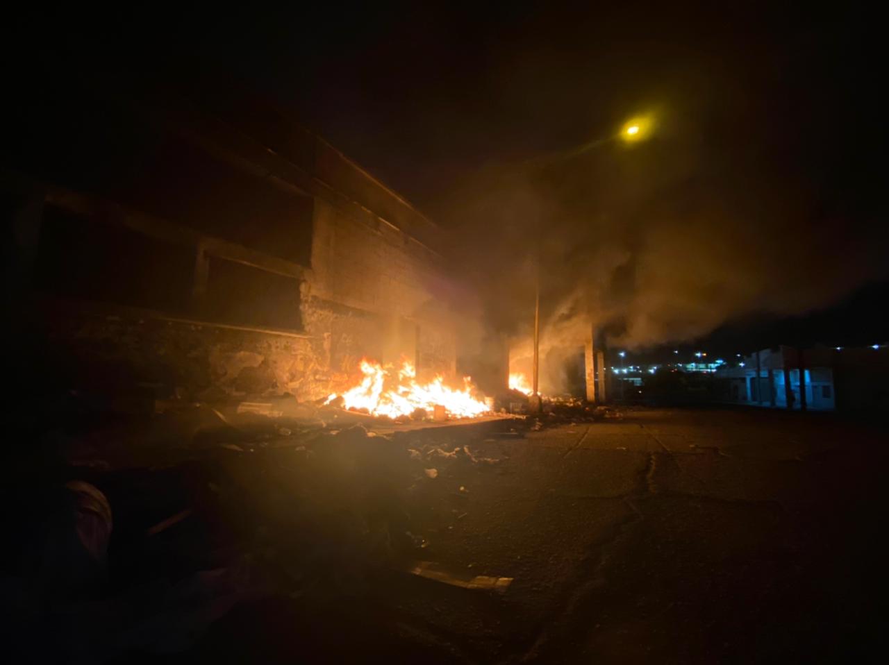 [VIDEO] Se incendia “picadero” en la colonia Pueblo Nuevo: Mexicali