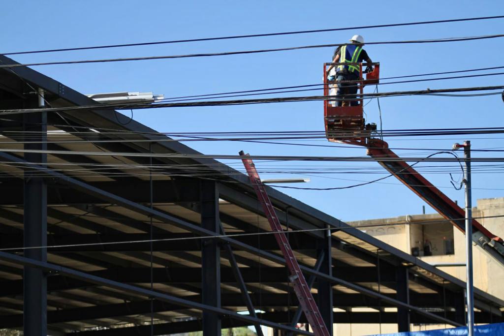 Trabajador muere electrocutado en construcción: Tijuana