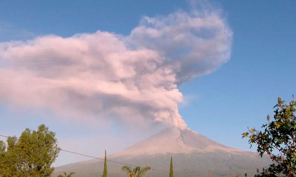 Popocatépetl en Alerta: Registradas 49 Exhalaciones en las Últimas 24 Horas