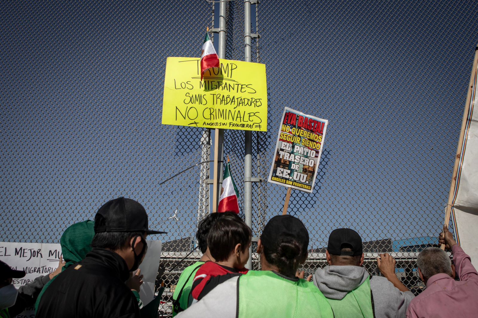 Instalan mesa para atender migración masiva en Tijuana tras declaraciones de Donald Trump