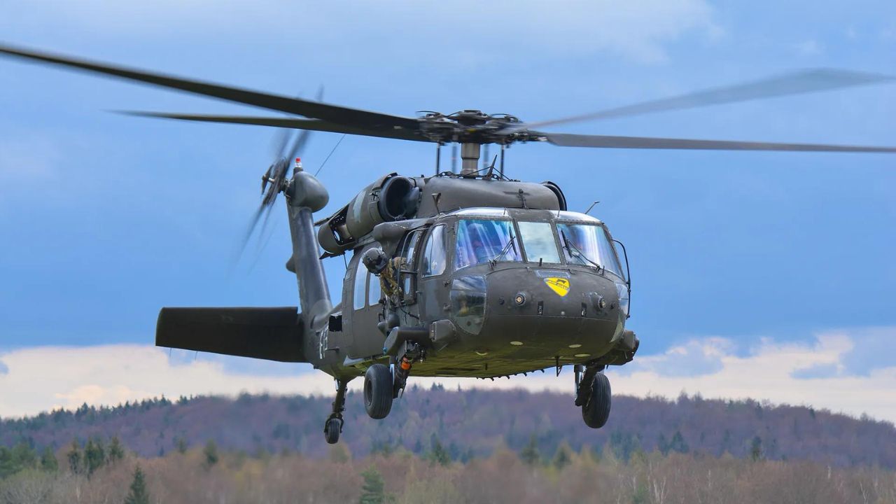 Helicóptero Black Hawk HH-60 utilizado por el Ejército de EE.UU. IFOTO: US Army