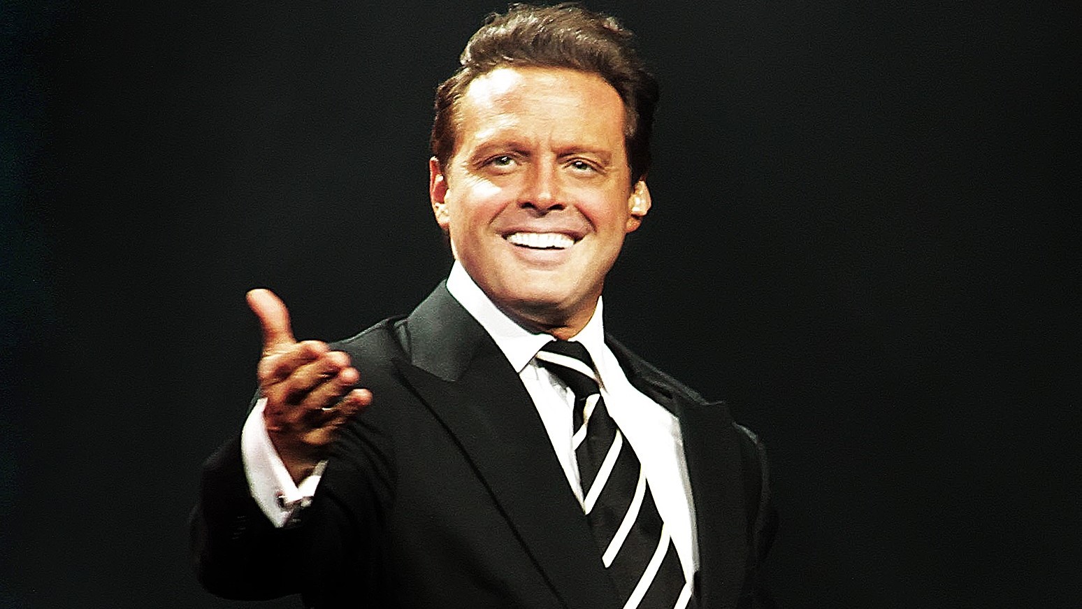 Usuario filtra lista de precios de Luis Miguel IFOTO: Web