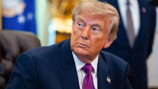 Demandan a Trump por nuevas reglas para fondos de planificación familiar en EU