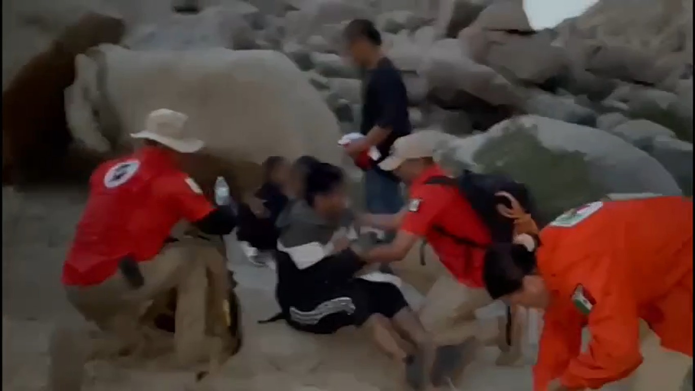 [VÍDEO] Migrantes fueron rescatados al interior de La Rumorosa