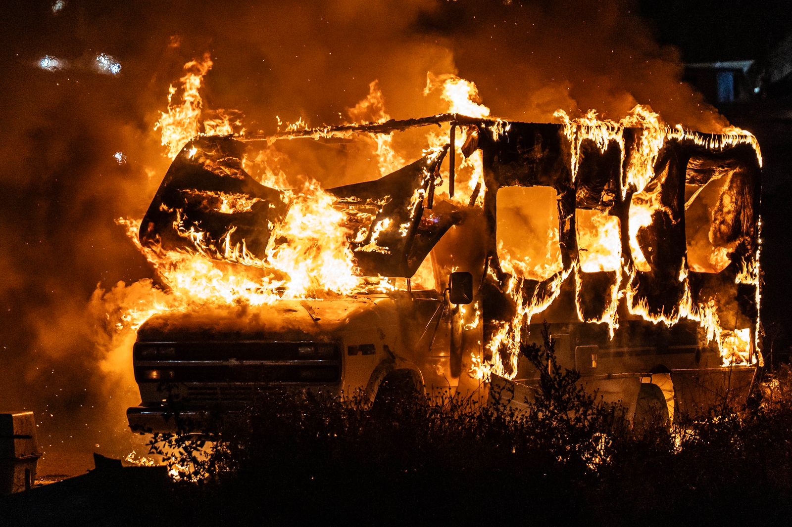 [VIDEO] Consume incendio una casa rodante: Tijuana