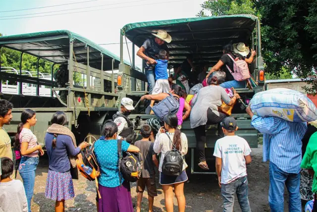 Aumenta el número de desplazados a Guatemala por la violencia en Chiapas