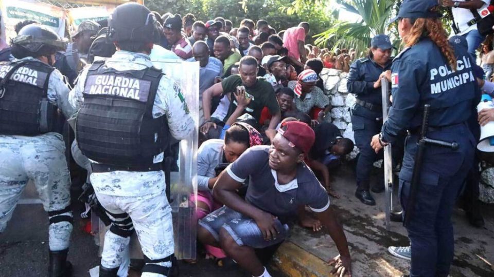 Provocan miles de migrantes avalancha humana en Chiapas