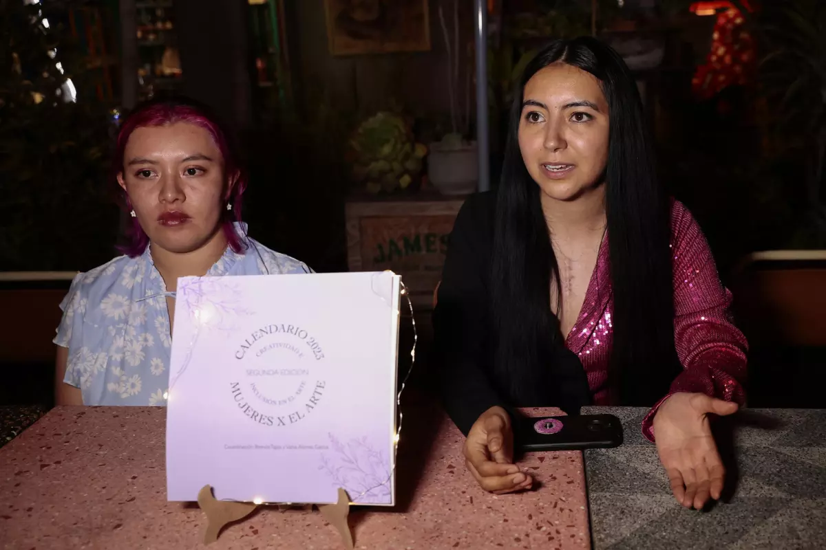 Mexicanas desarrollan un calendario en braille