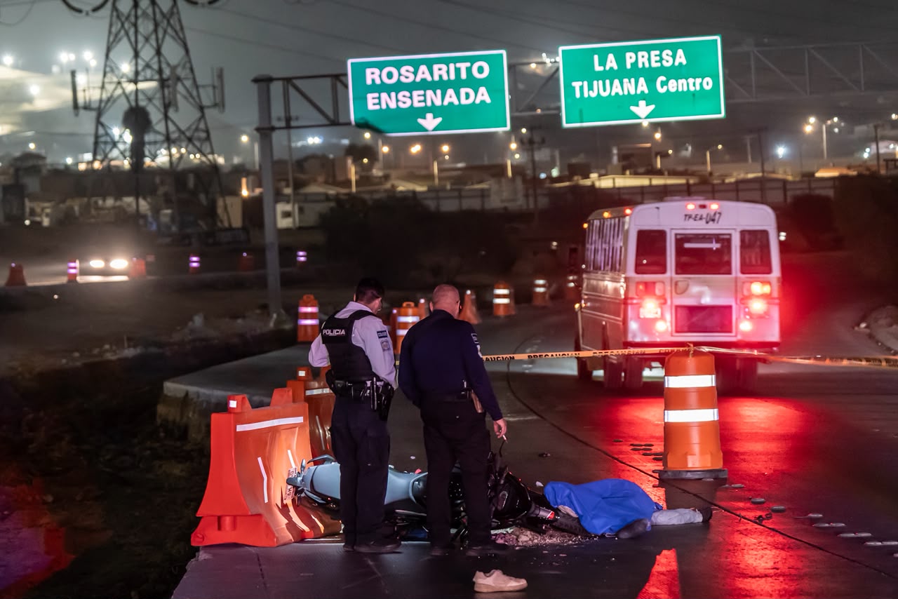 TIJUANA: Muere motociclista en accidente sobre el bulevar 2000