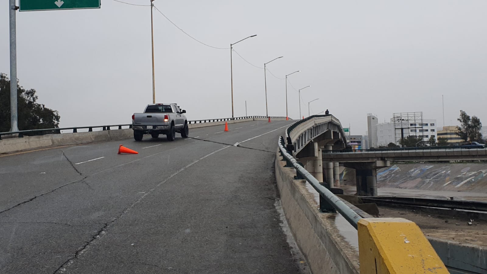 Retrasan apertura del Puente Chaparral