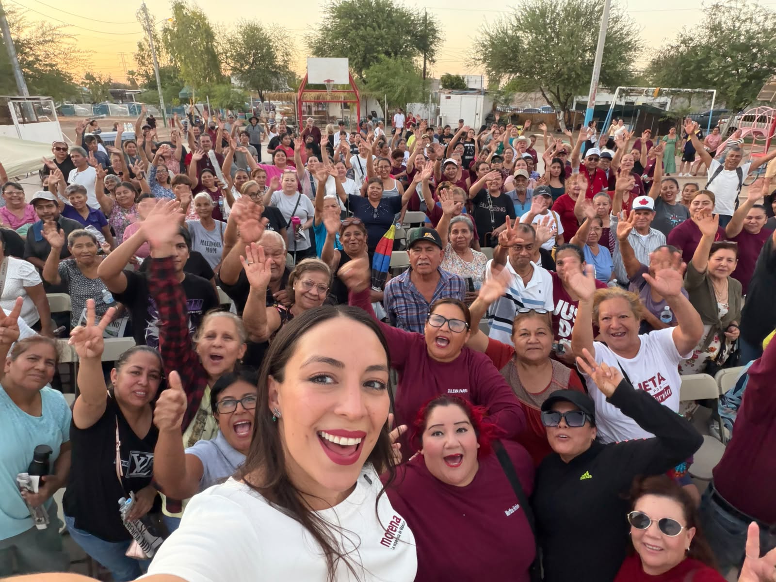 Julieta Ramírez mantiene recorridos y asambleas comunitarias en Baja California