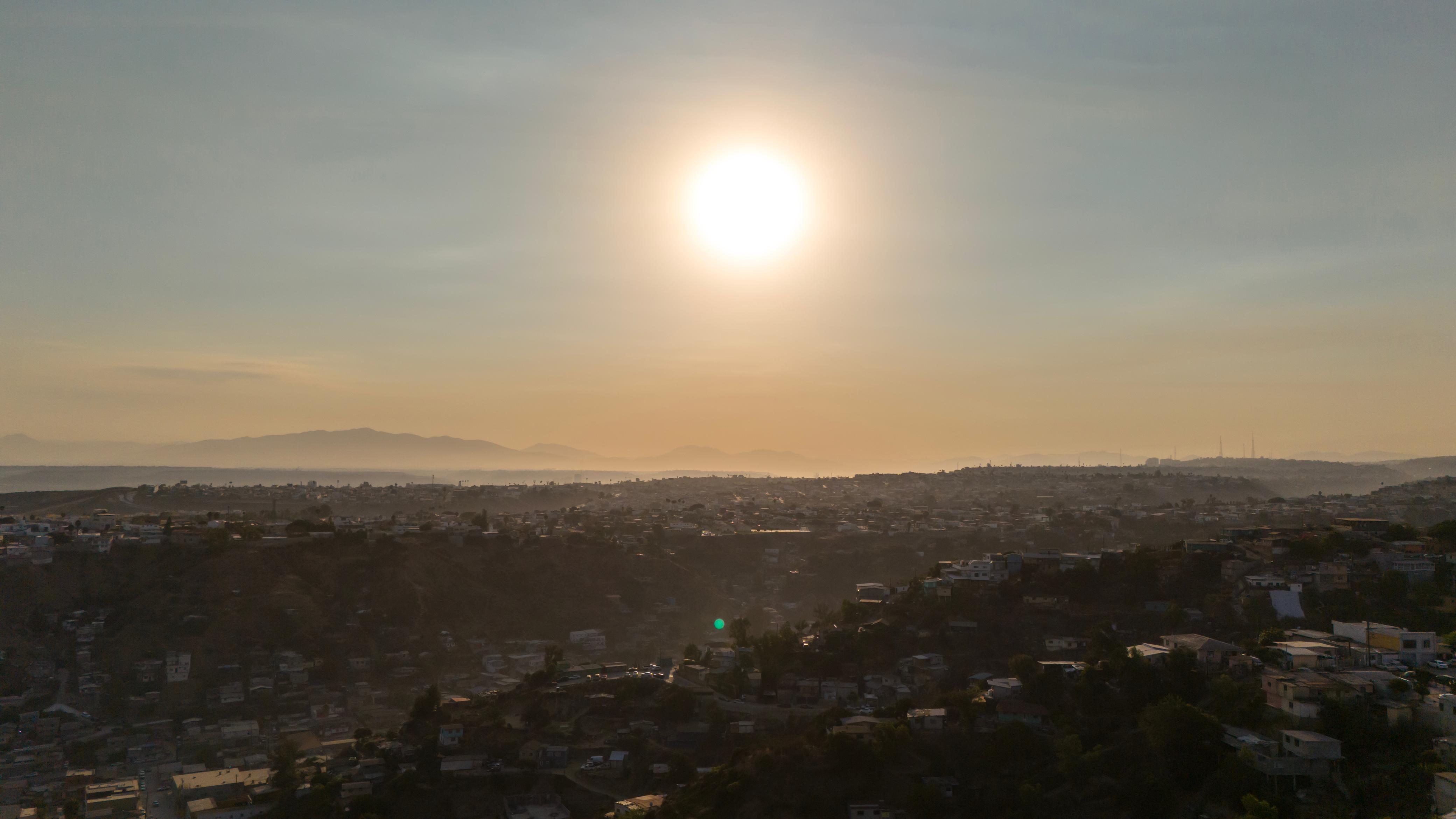 Activan alerta atmosférica por mala calidad del aire: Tijuana