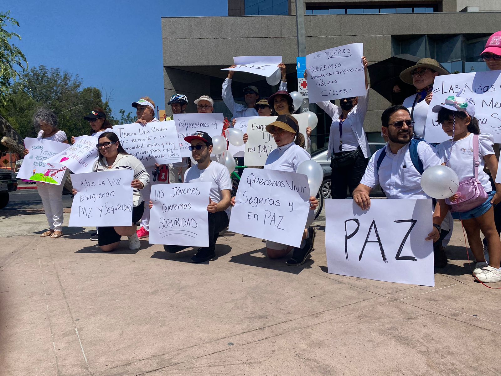 Se manifiestan ciudadanos para exigir seguridad y paz en Tijuana