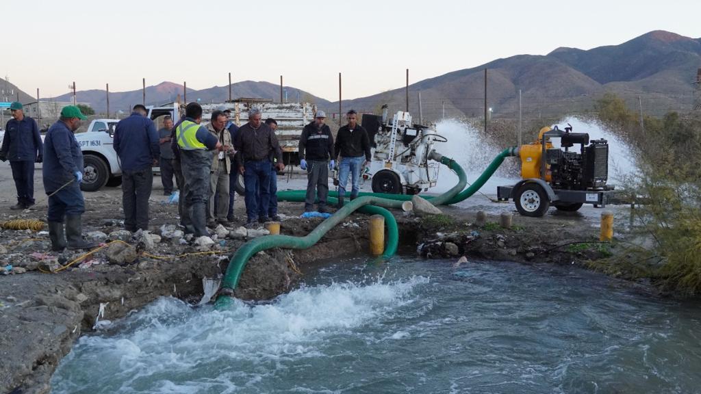 Reparan fuga, ¡hasta mañana habrá agua!