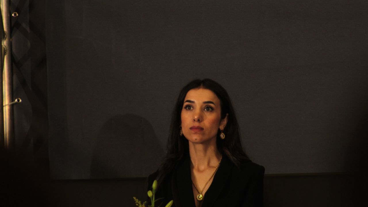 “Espero que tu voz y tus ideas hagan la diferencia en el mundo”: Nadia Murad