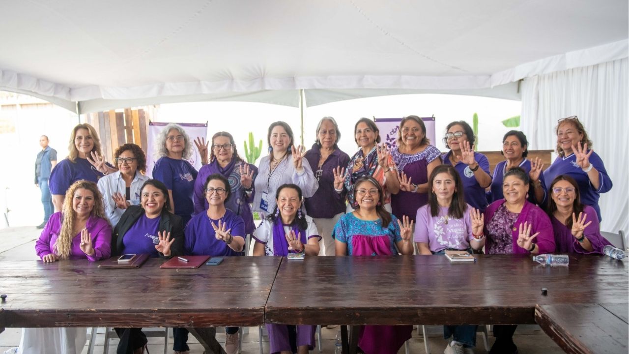 Rosarito reúne a Mujeres Morena República en encuentro sobre participación política
