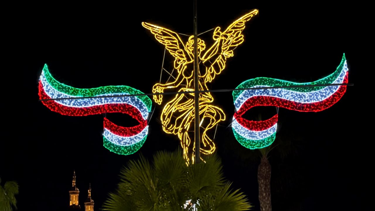Se viste Durango de fiesta patria; 409 figuras decoran el Centro Histórico previo al Grito