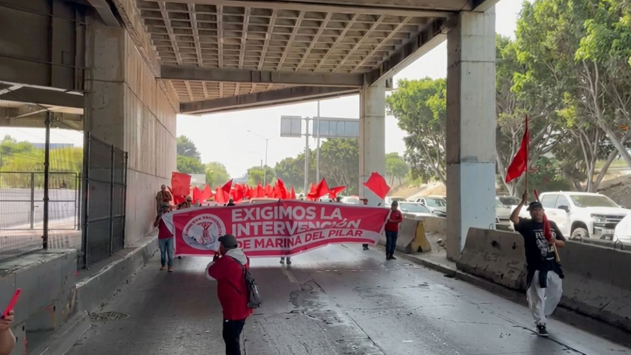 Antorchistas protestan en Tijuana por presuntos cobros de hasta 47 mil pesos