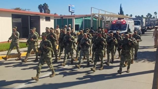 ENSENADA: Marinos se preparan para el desfile del 16 de septiembre