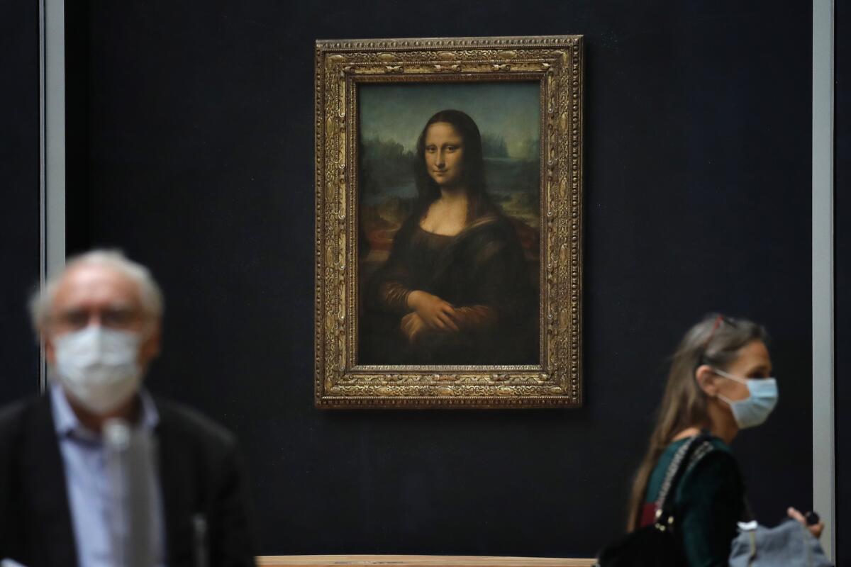 El Louvre considera reubicar "La Gioconda" debido a las visitas masivas