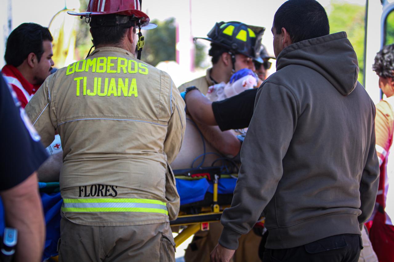 Trabajador recibe descarga eléctrica y queda grave en bodega de Lomas del Matamoros