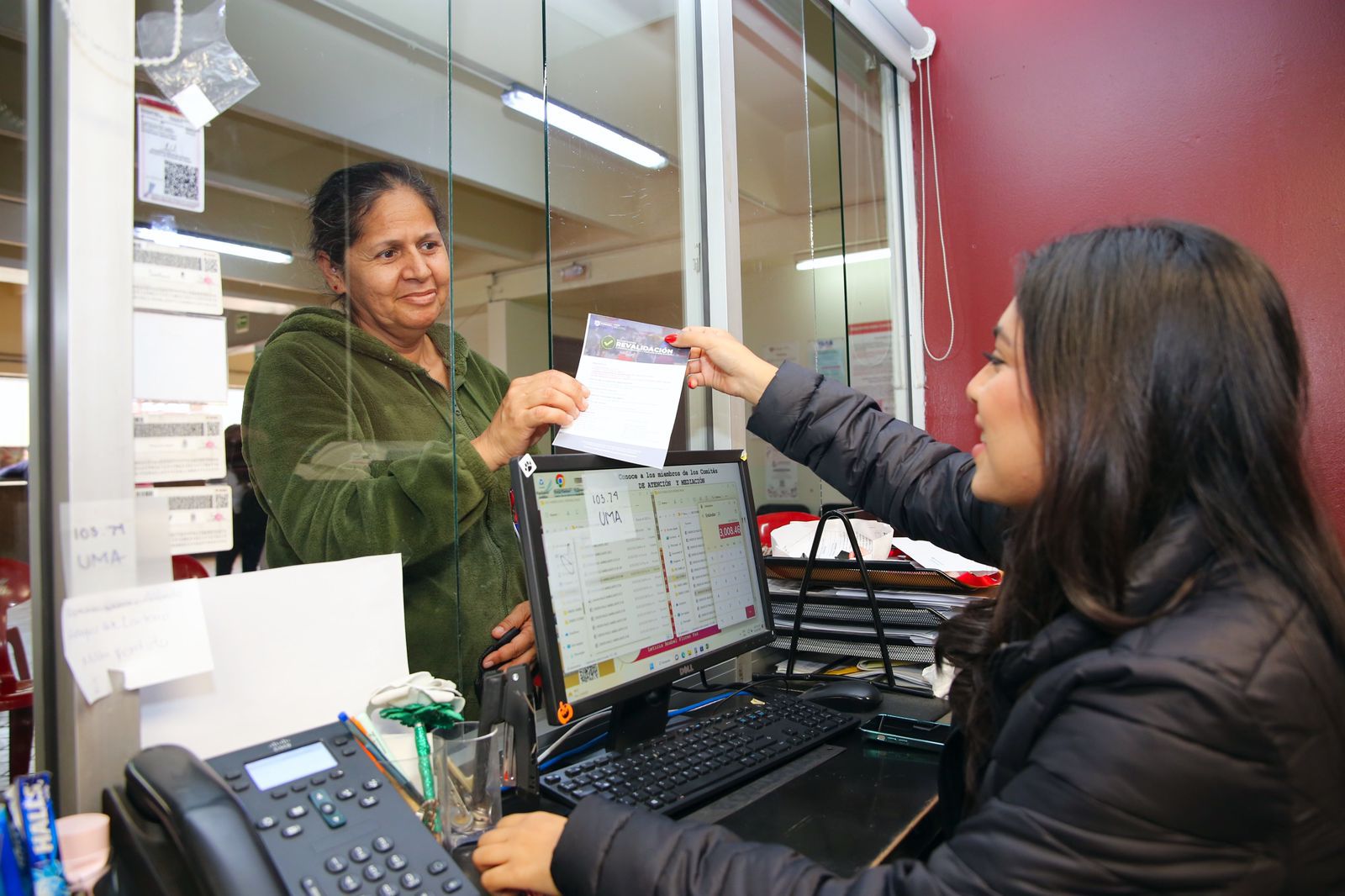 Revalidan permisos para comercio ambulante en Tijuana